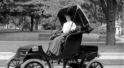EVs were outselling gas cars 100 years ago…what happened?