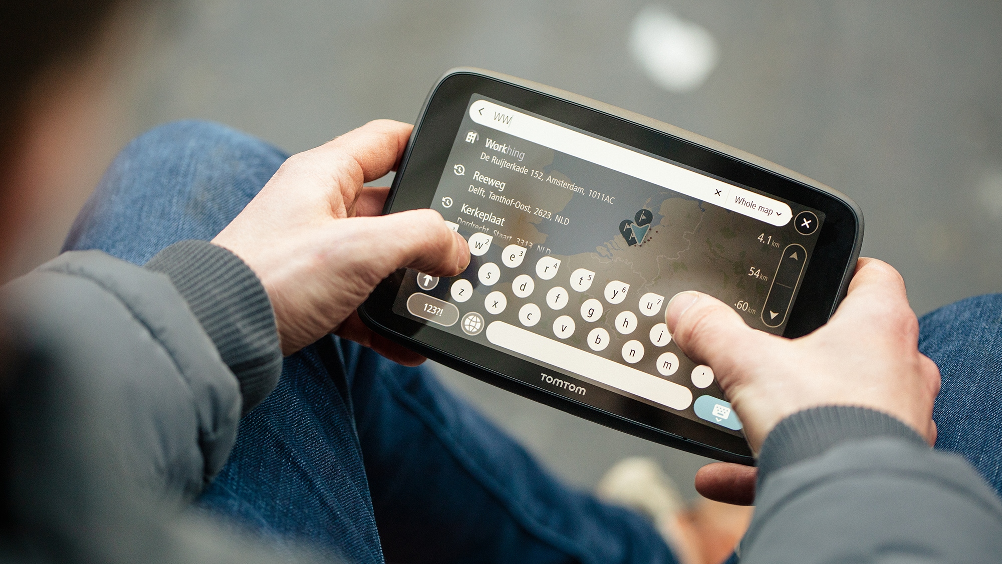 TomTom GO-serien med bedre og lysere touchskærm giver tydelig synlighed på navigationsenheden